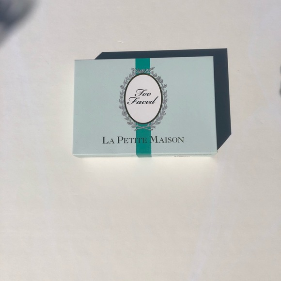 Too Faced La Petite Maison Set/Kit - Holiday 2015 - Picture 2 of 3